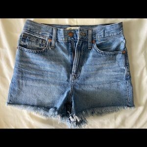 Madewell The Perfect Jean Short Bergman Wash W25